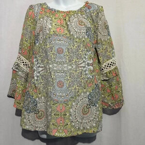 Floral and Ivy Scoop Neck Multicolor Floral Blouse